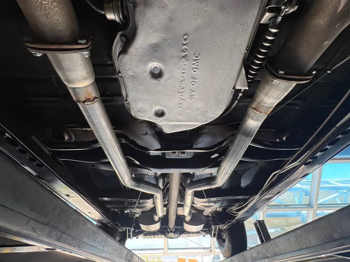 Vehicle photo 66