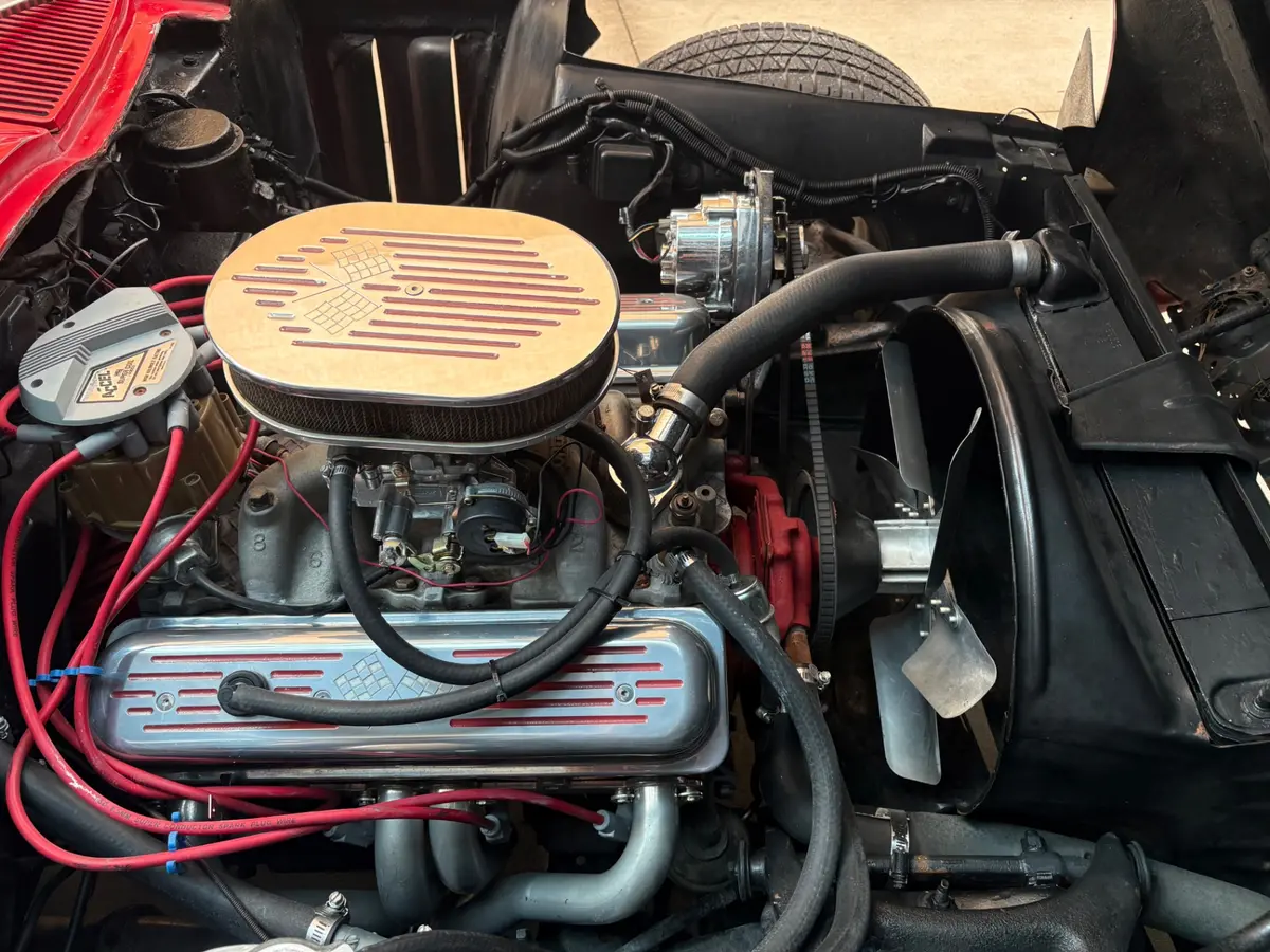 Vehicle photo 29