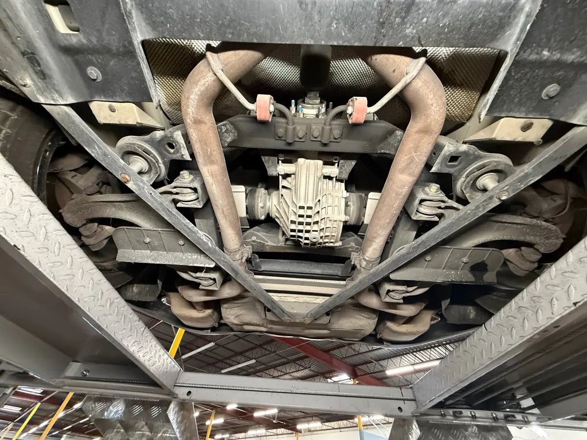 Vehicle photo 39