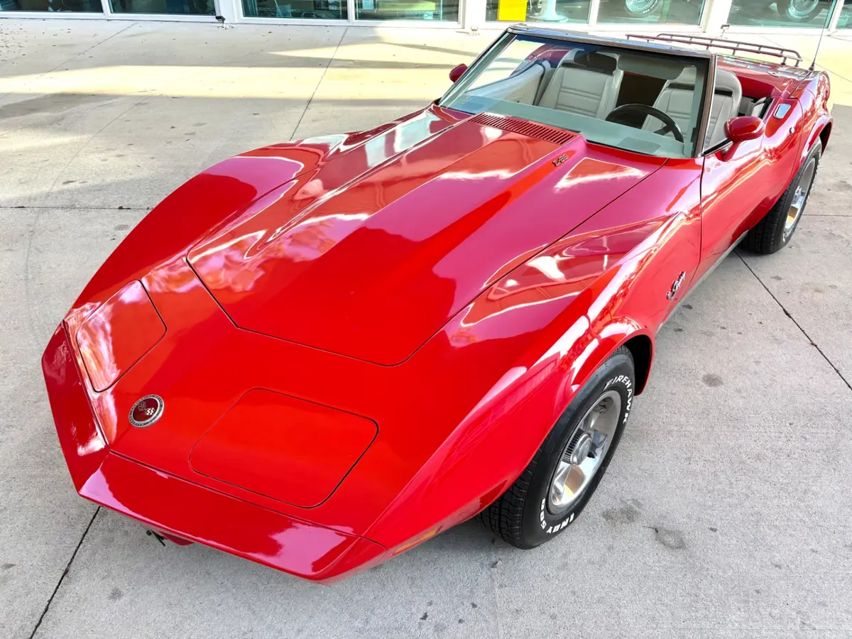Vehicle photo 20