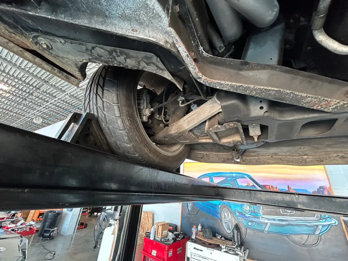 Vehicle photo 36