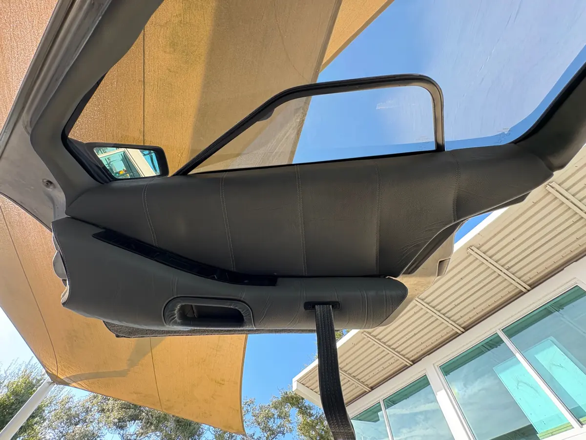 Vehicle photo 47