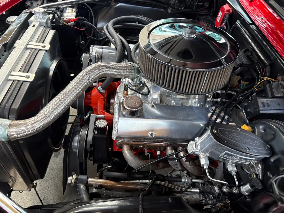 Vehicle photo 34