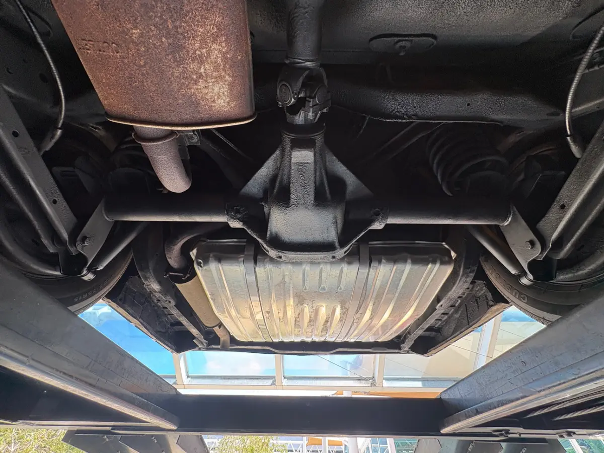 Vehicle photo 67