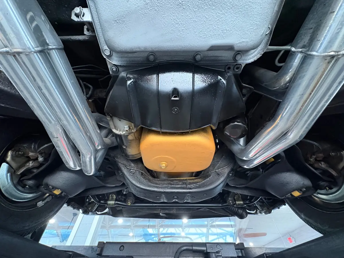 Vehicle photo 58