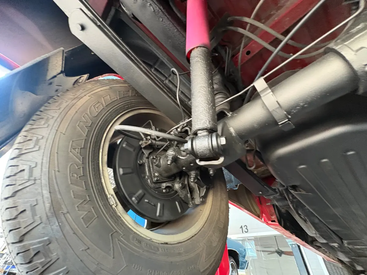 Vehicle photo 50