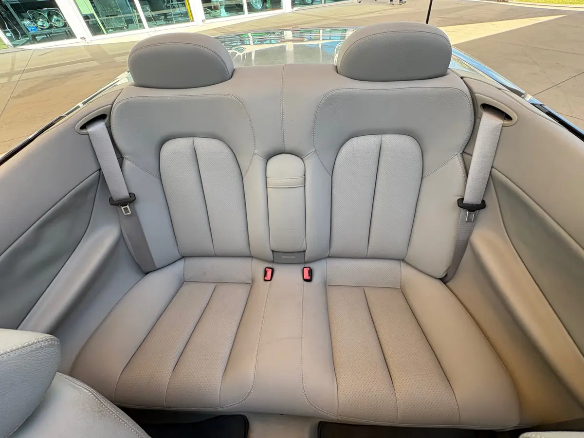 Vehicle photo 39