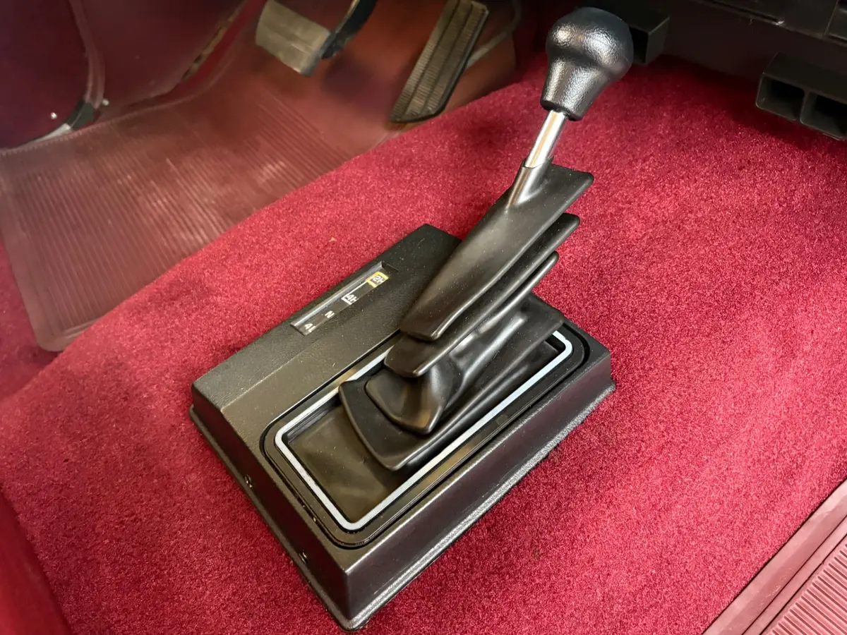 Vehicle photo 42