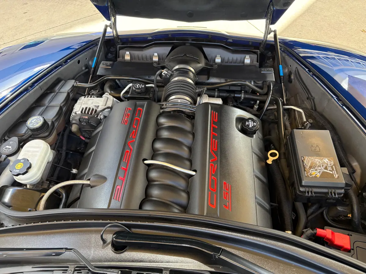 Vehicle photo 27