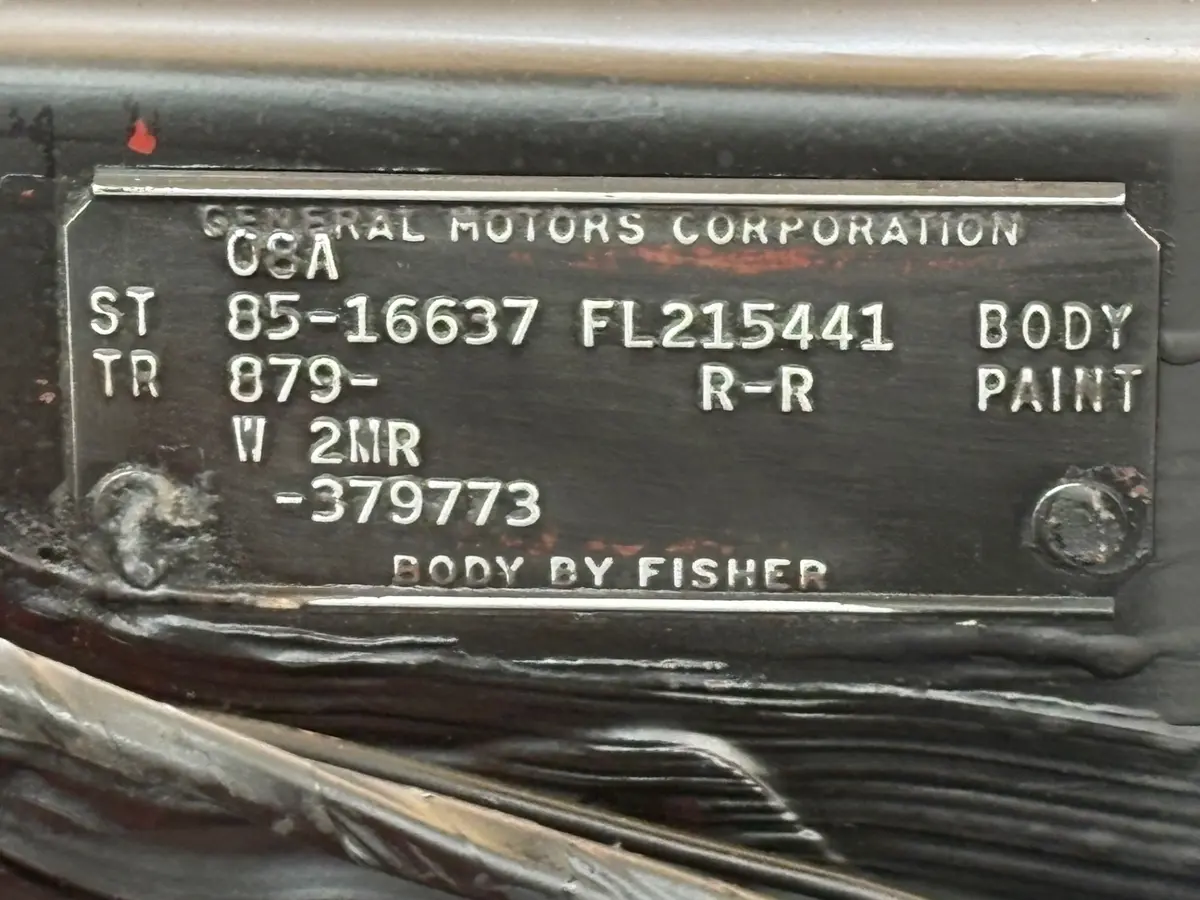 Vehicle photo 26