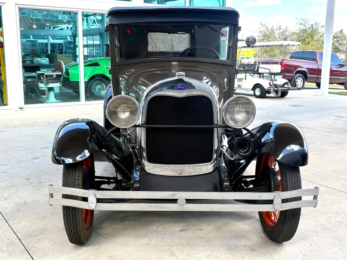 Vehicle photo 2