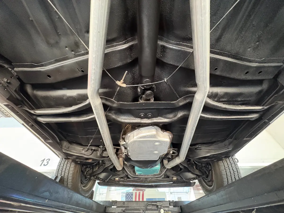 Vehicle photo 53