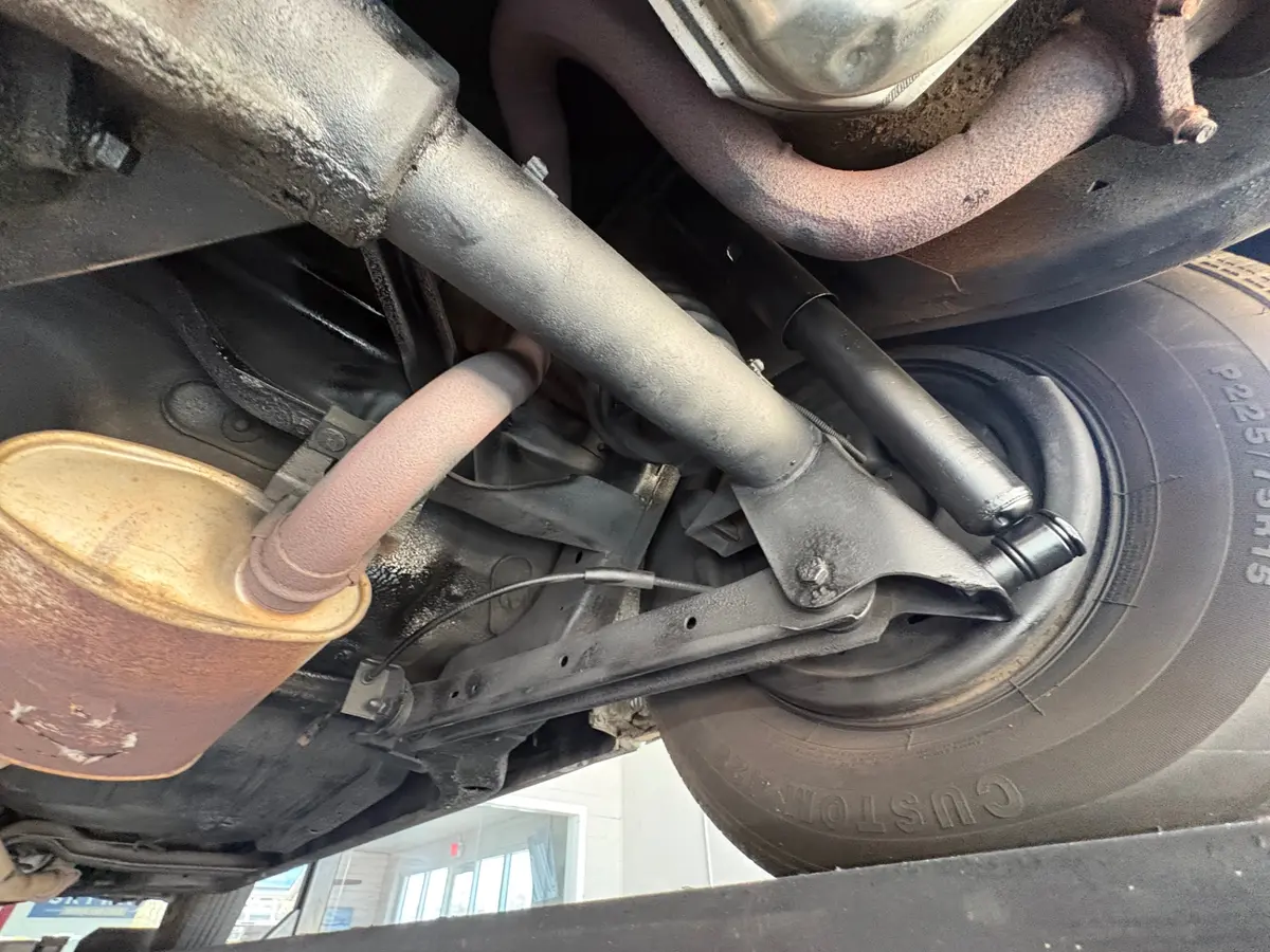 Vehicle photo 56
