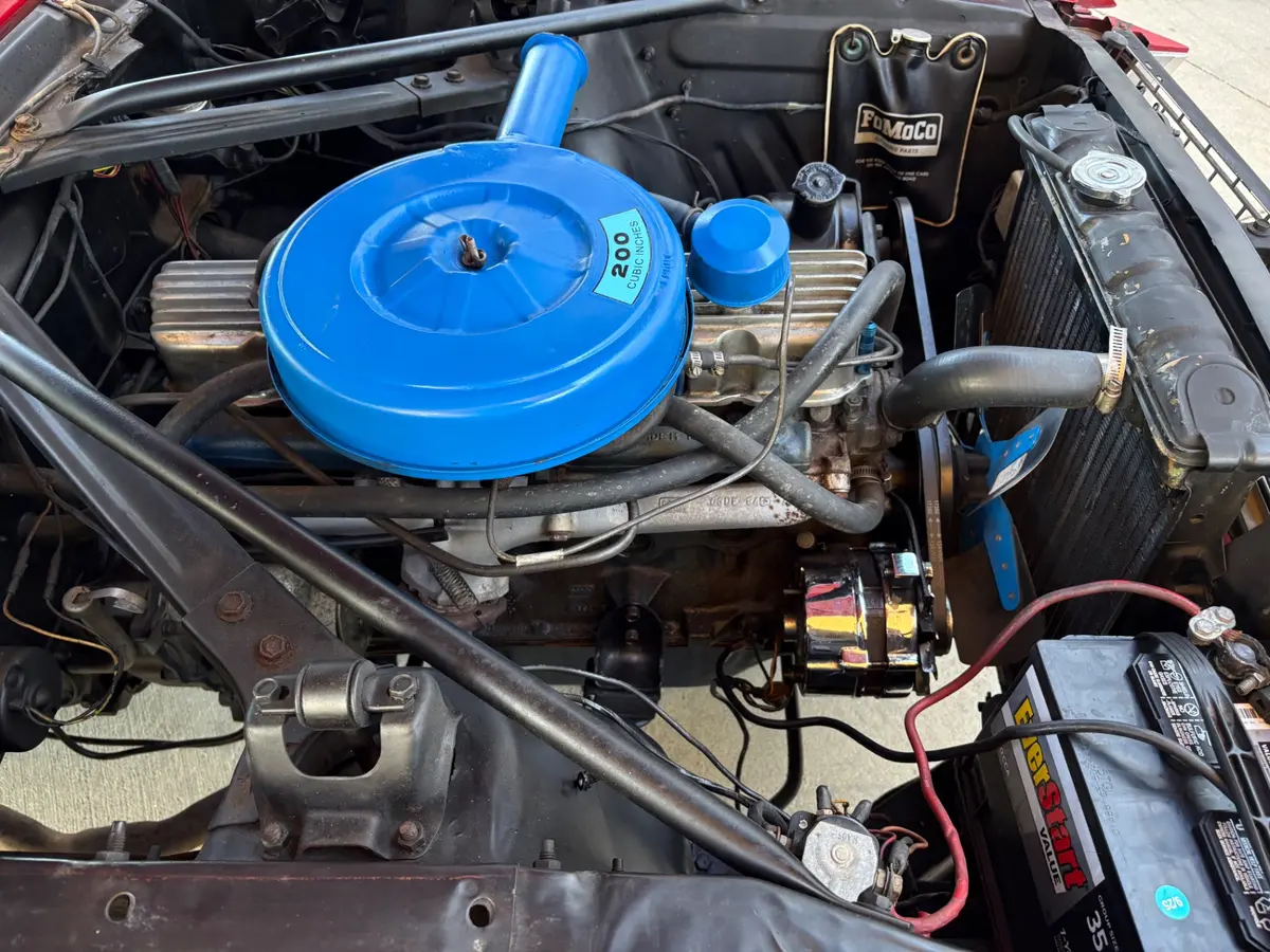 Vehicle photo 27