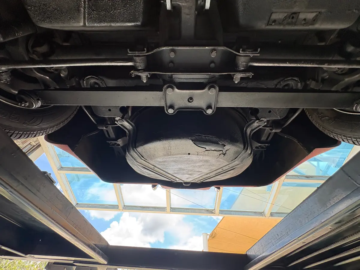 Vehicle photo 62