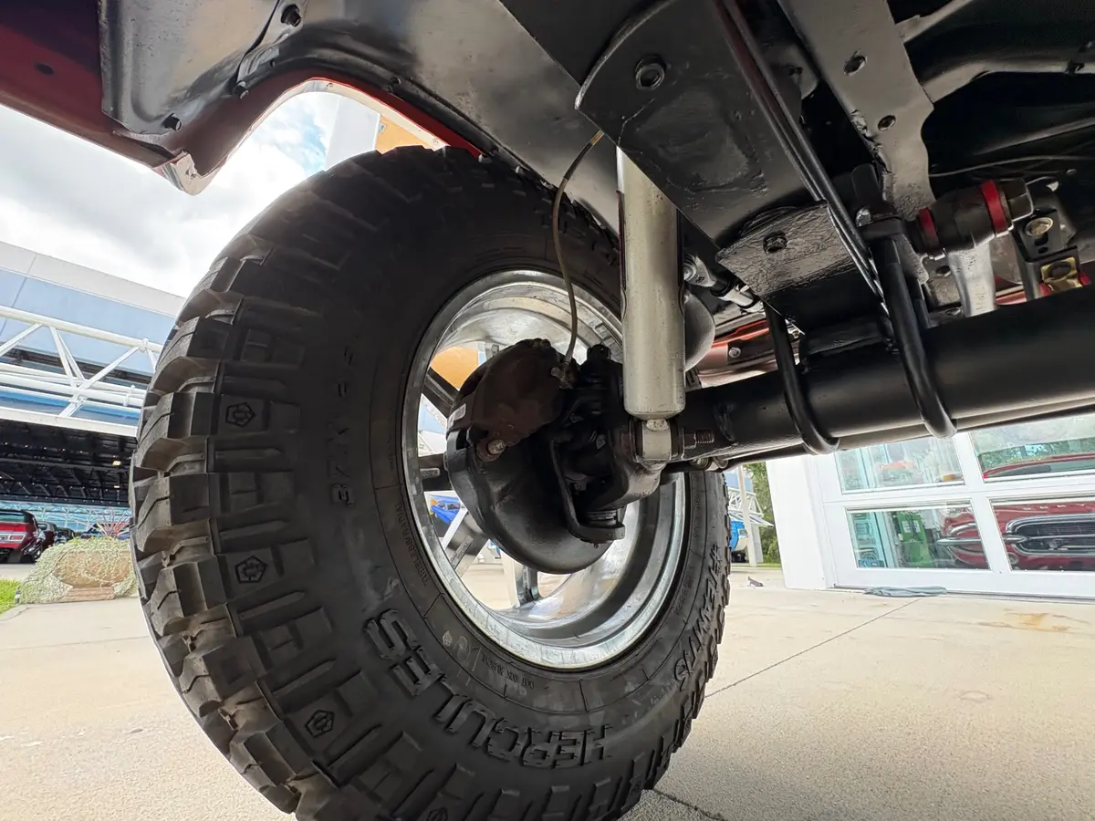 Vehicle photo 53