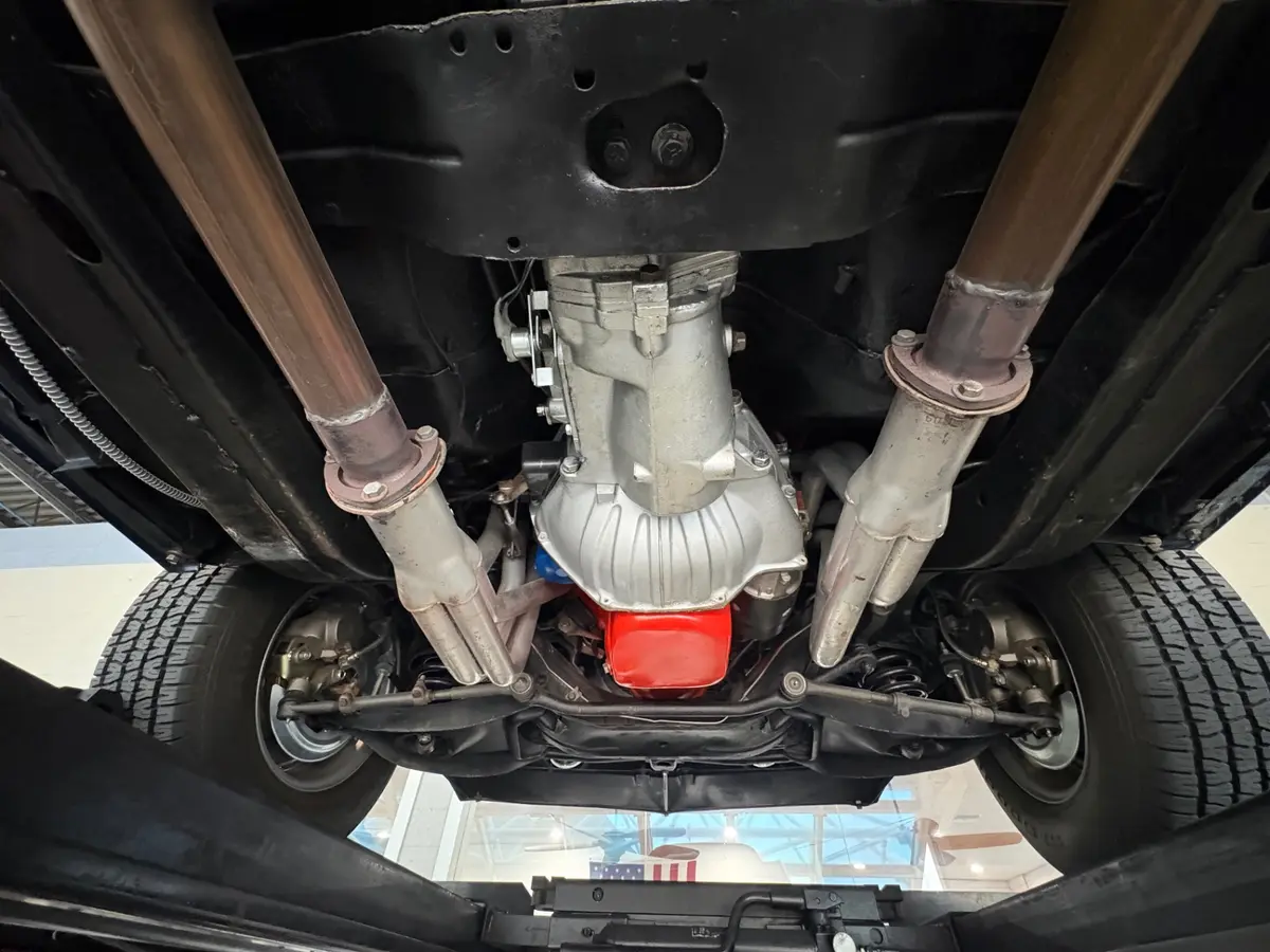Vehicle photo 62