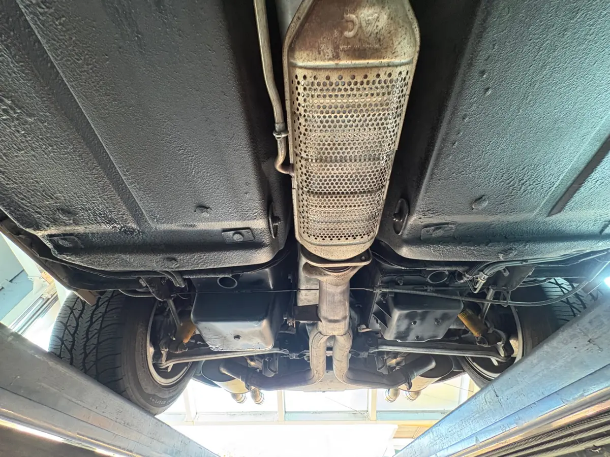 Vehicle photo 51