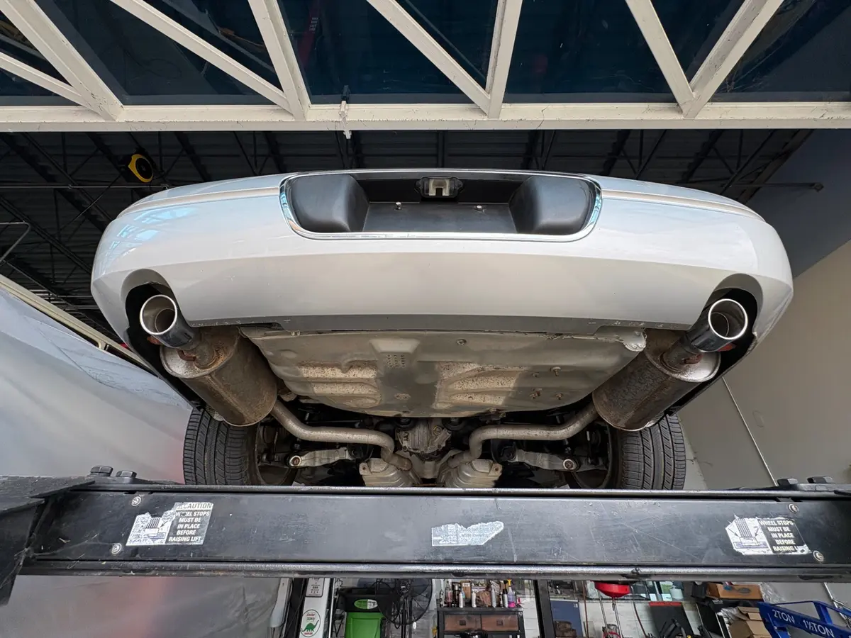 Vehicle photo 48