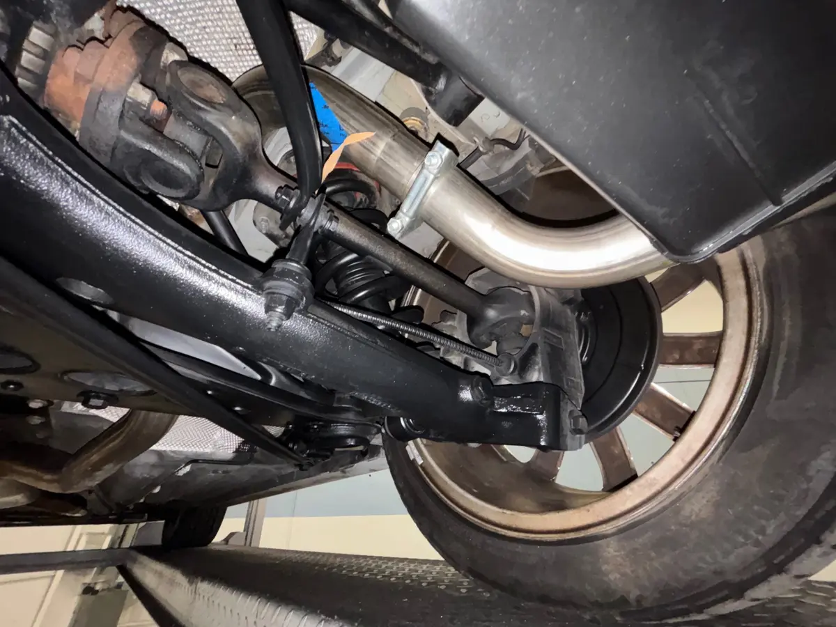 Vehicle photo 47