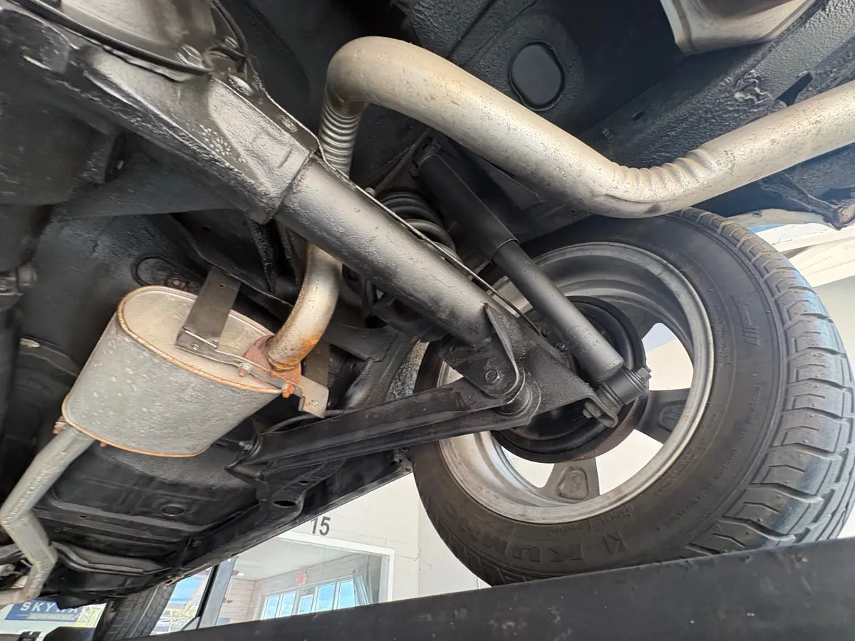 Vehicle photo 51