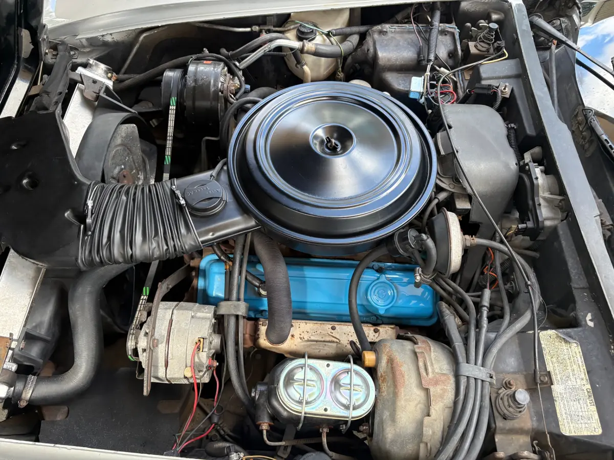 Vehicle photo 31