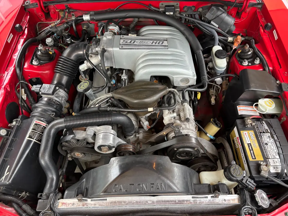 Vehicle photo 34