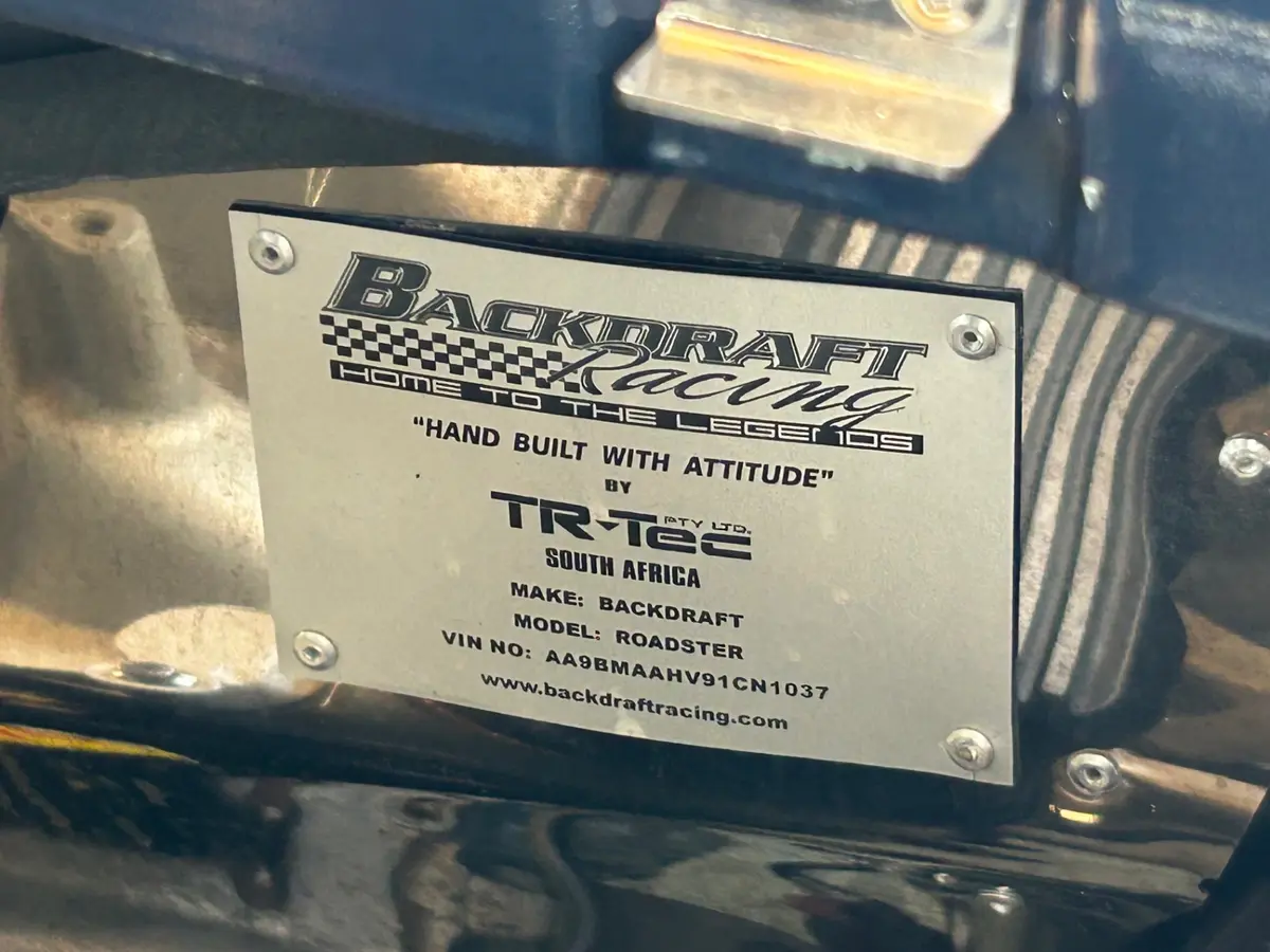 Vehicle photo 20