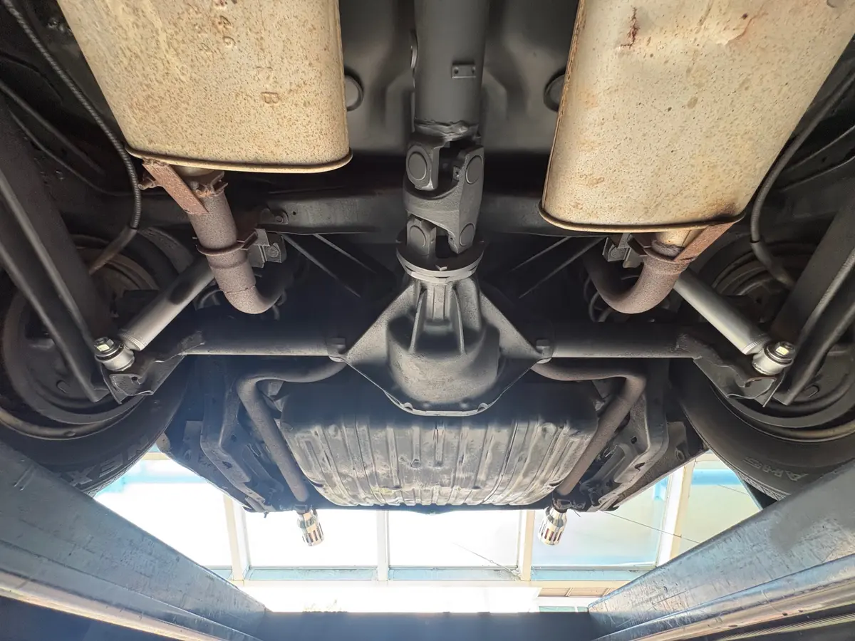Vehicle photo 57