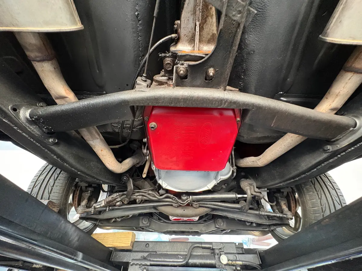 Vehicle photo 48