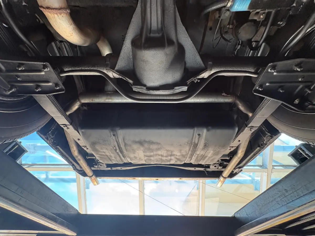 Vehicle photo 66