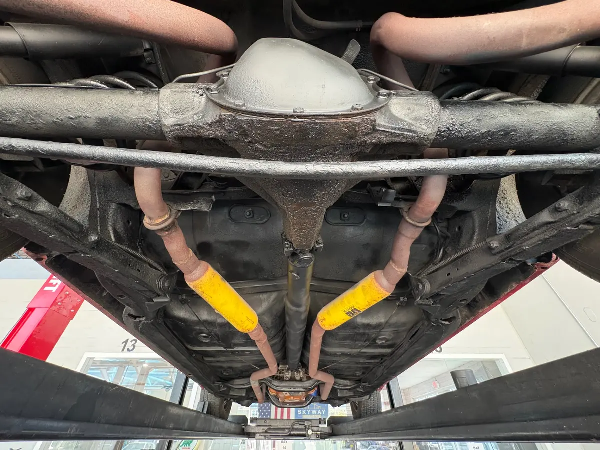 Vehicle photo 49
