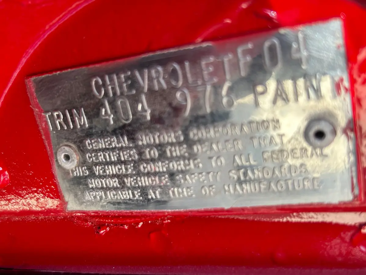 Vehicle photo 16