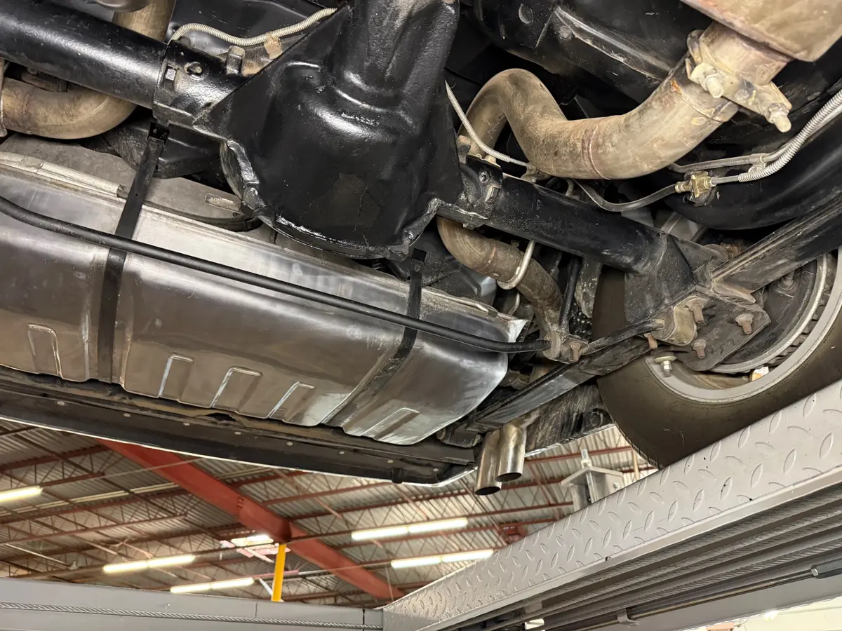 Vehicle photo 65