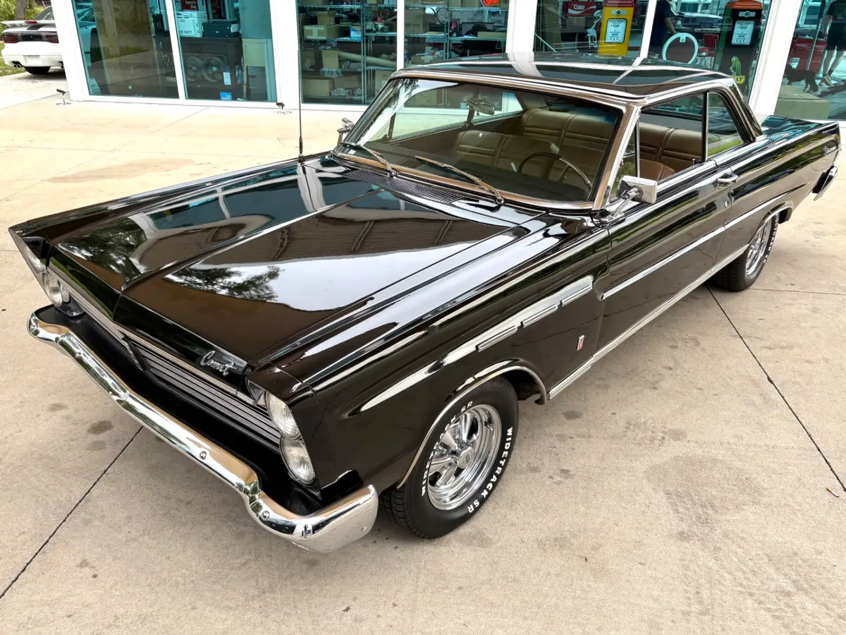 Vehicle photo 21