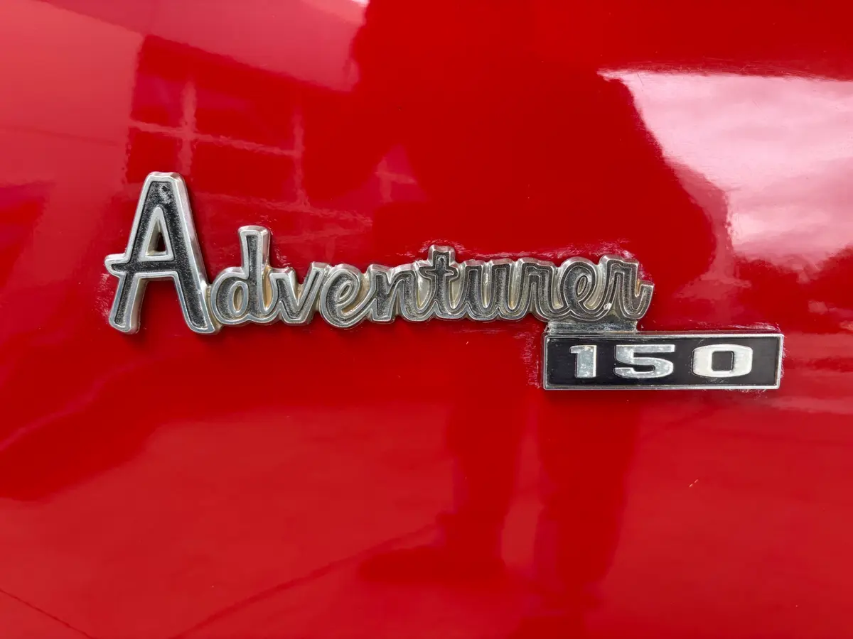 Vehicle photo 22