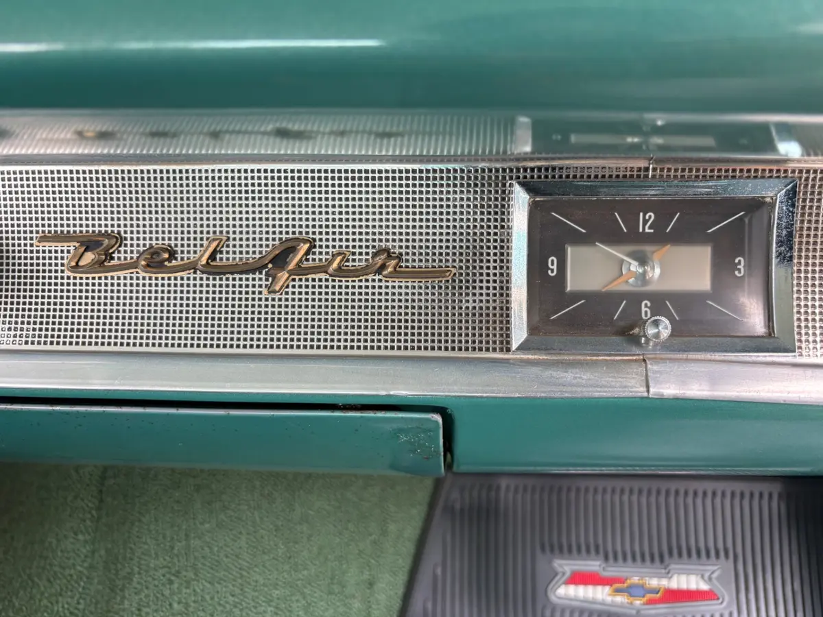 Vehicle photo 48