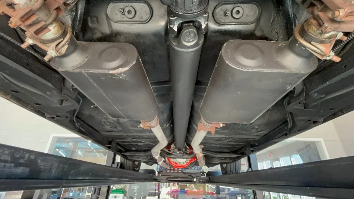 Vehicle photo 49