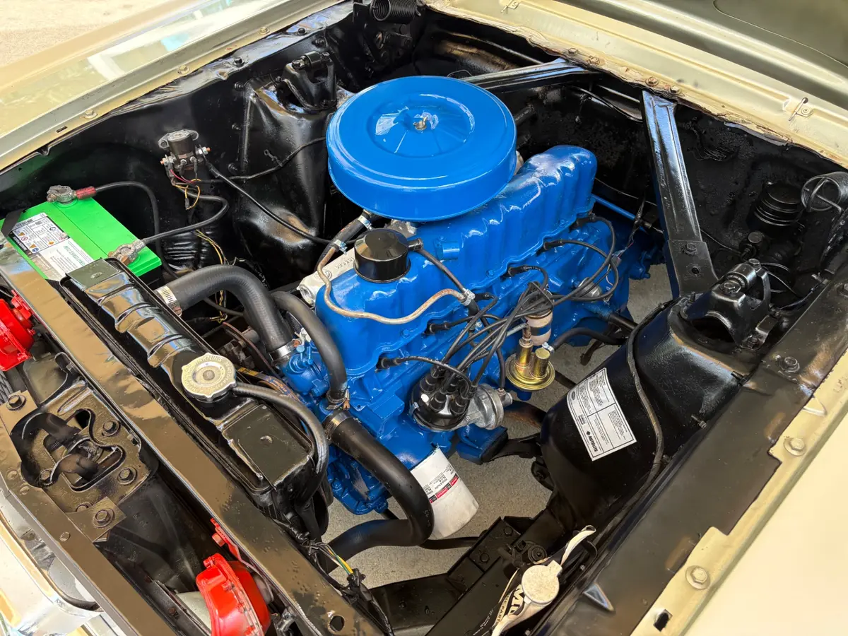 Vehicle photo 27
