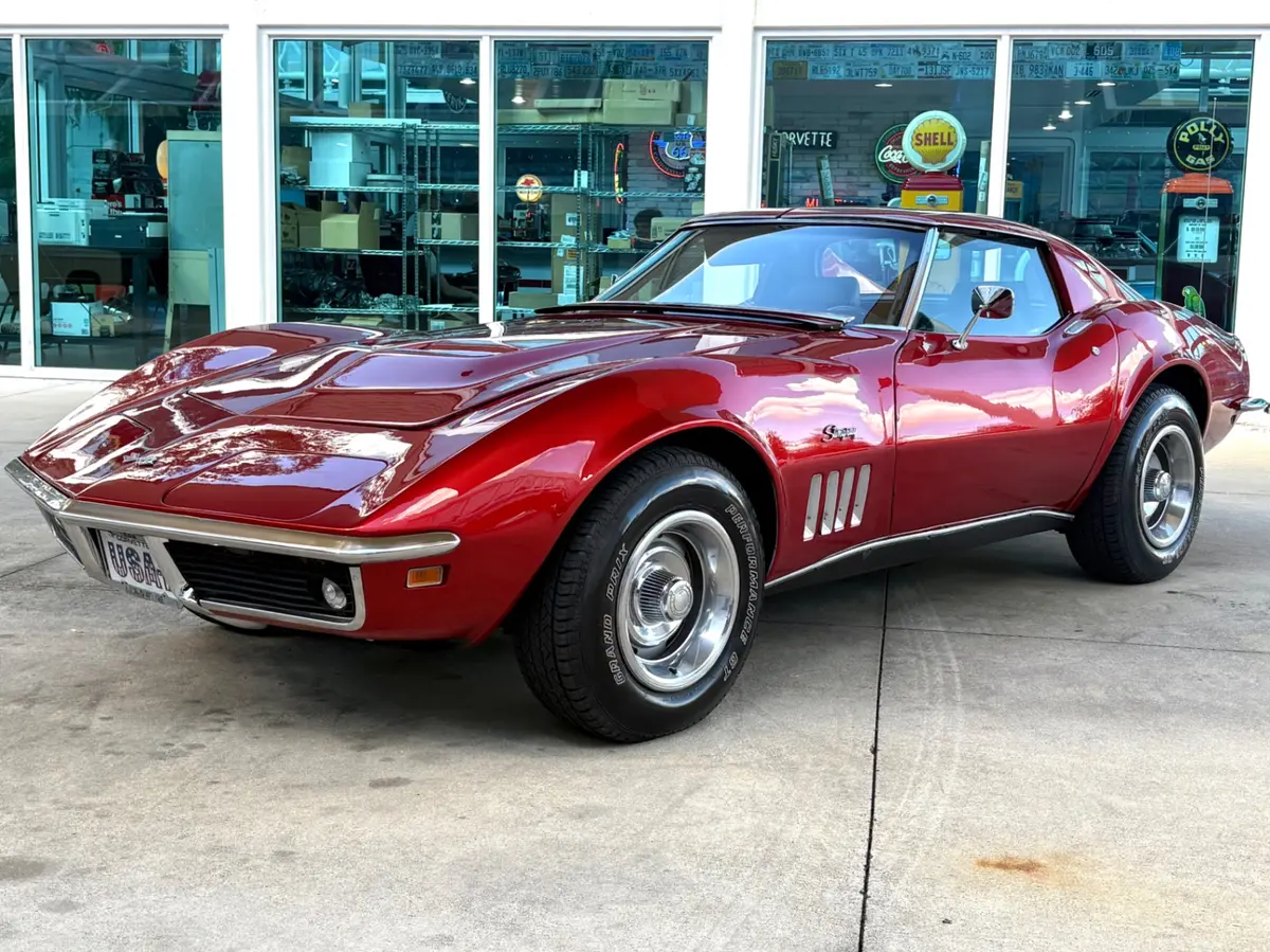 Vehicle photo 11