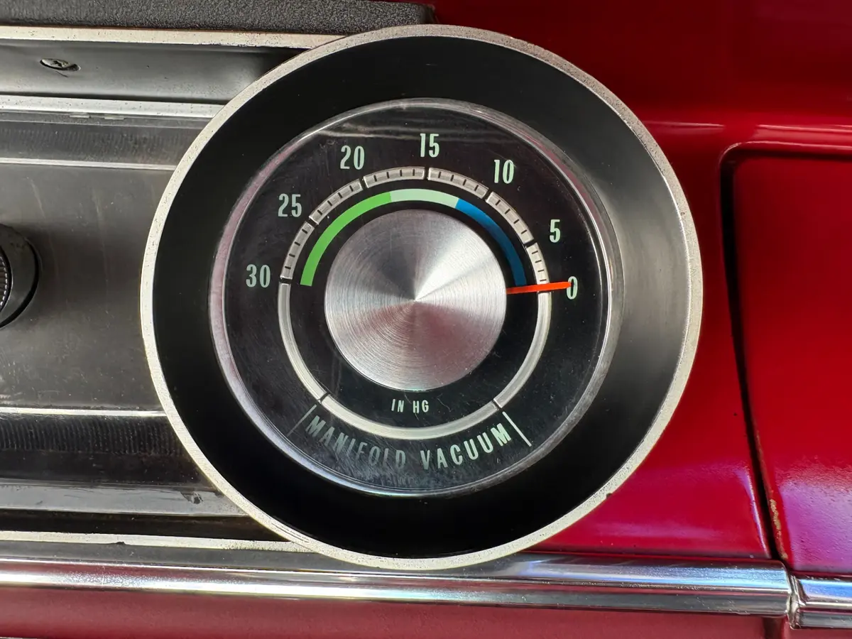 Vehicle photo 45