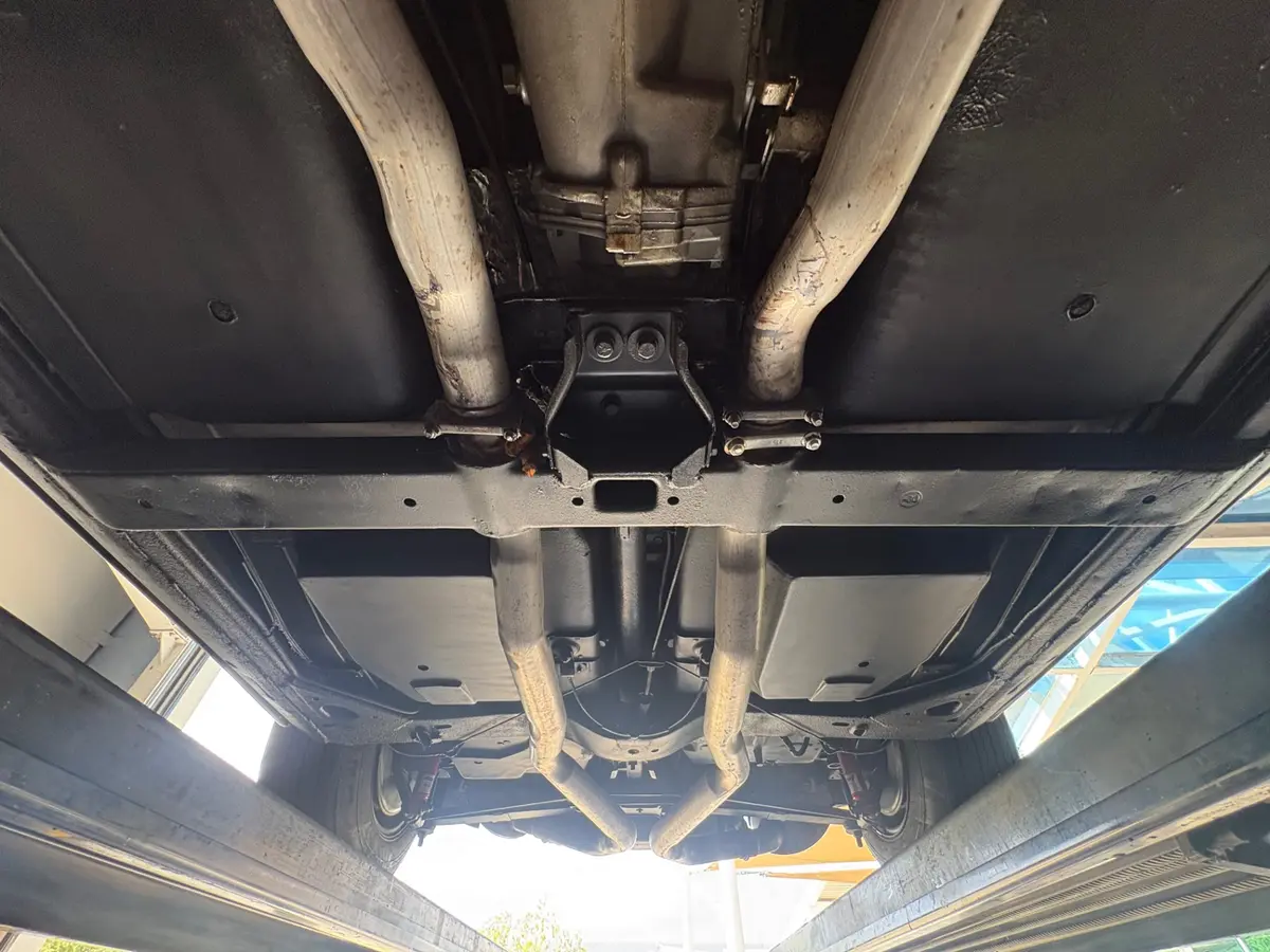 Vehicle photo 68