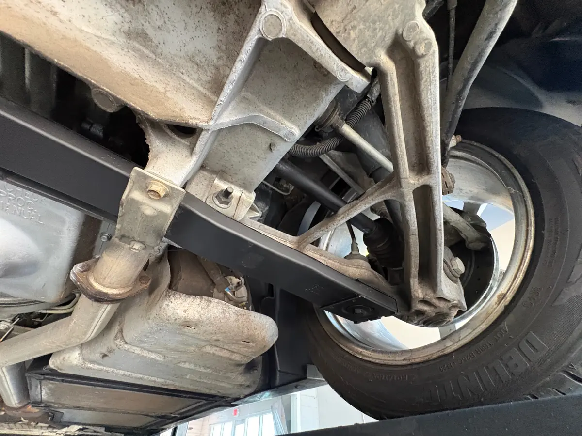 Vehicle photo 48