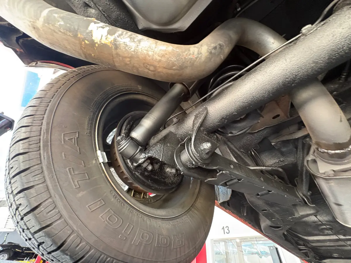 Vehicle photo 51