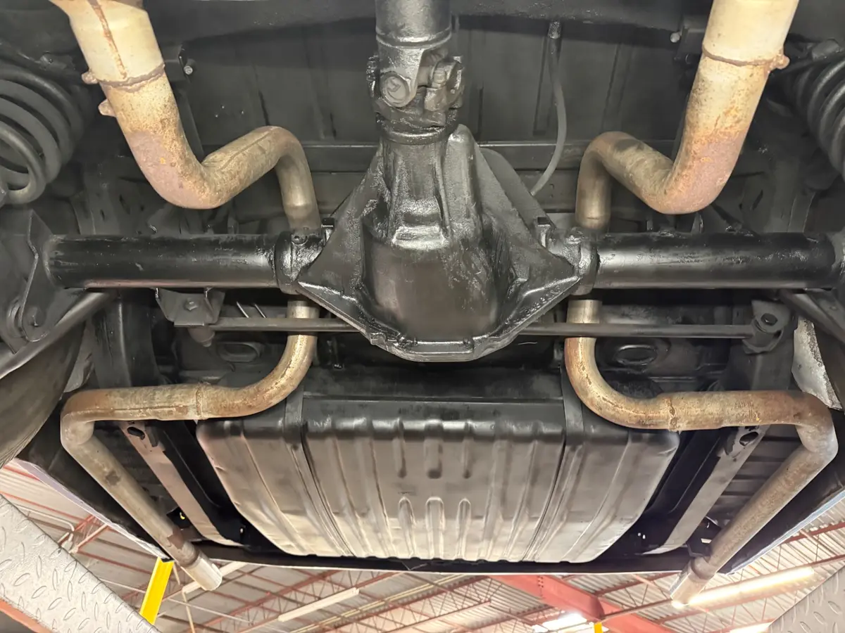 Vehicle photo 45