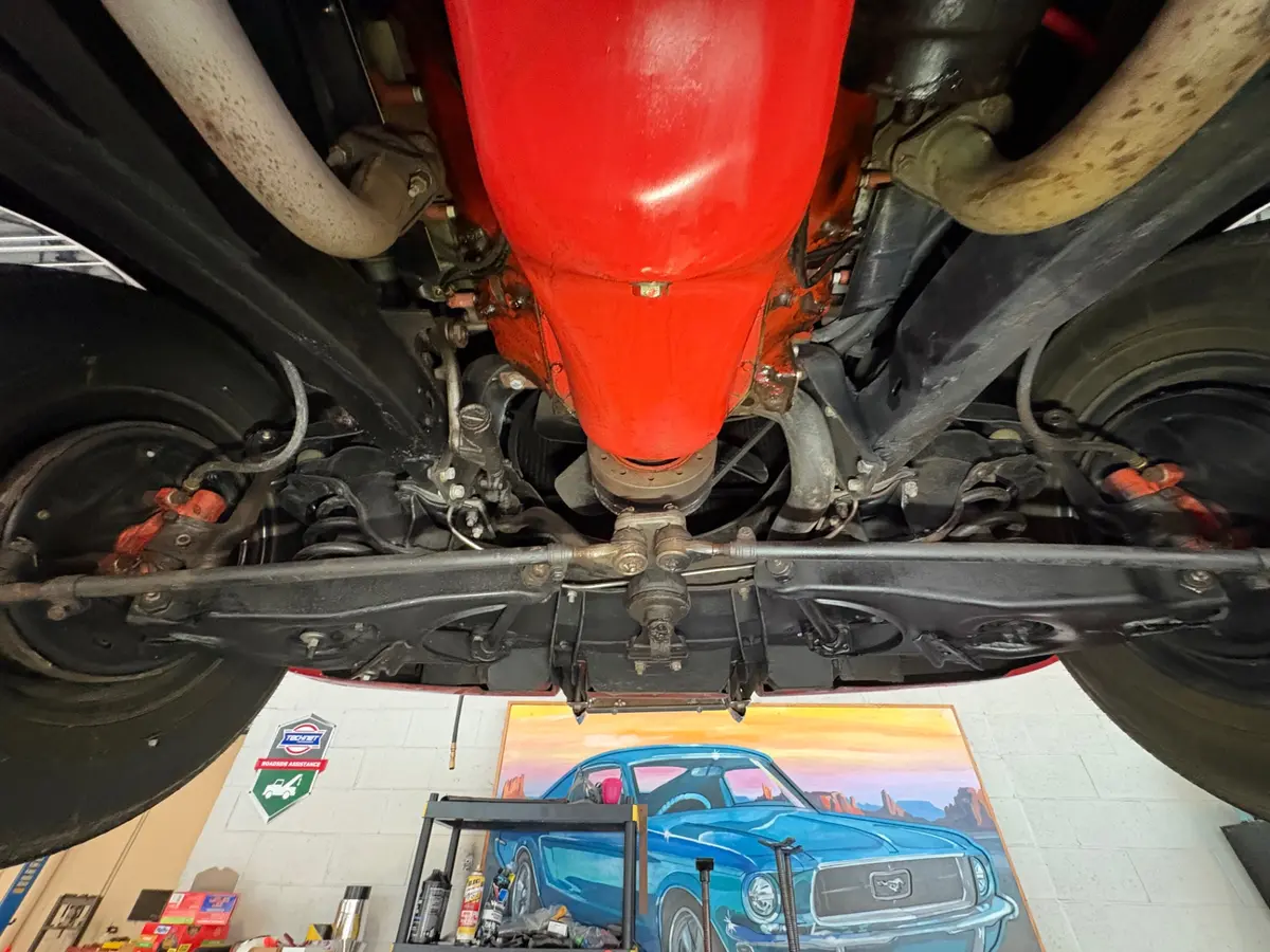 Vehicle photo 54