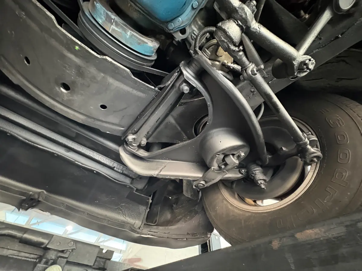 Vehicle photo 51