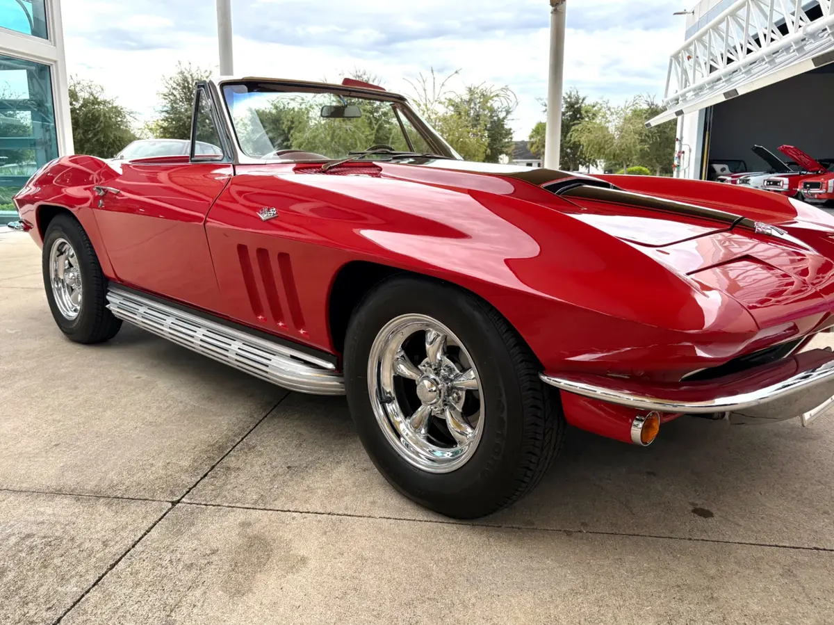 Vehicle photo 20