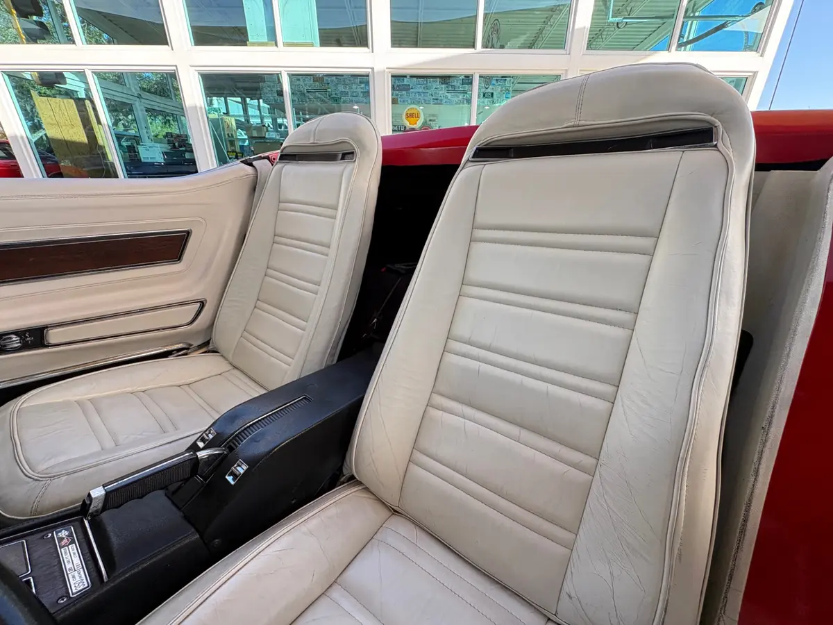 Vehicle photo 39