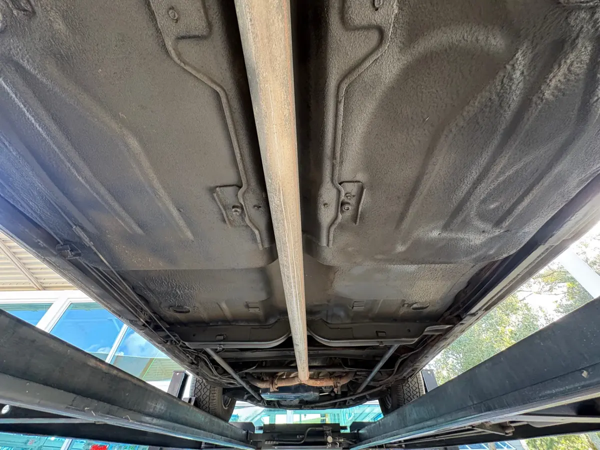 Vehicle photo 55
